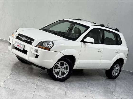 HYUNDAI TUCSON 2.0 MPFI GLS 16V 143CV 2WD FLEX 4P AUTOMÁTICO HYUNDAI TUCSON 2.0 MPFI GLS 16V 143CV 2WD FLEX 4P AUTOMÁTICO